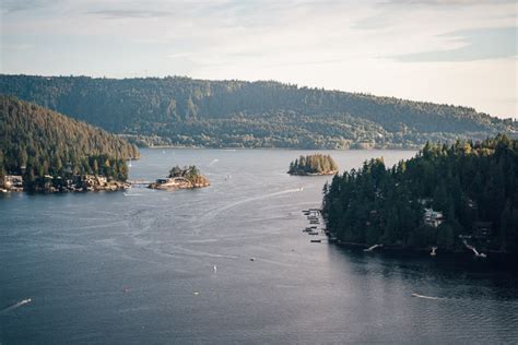 DEEP COVE HIKE | QUARRY ROCK TRAIL - Wild About BC