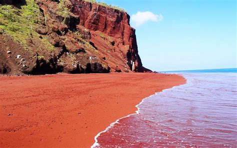 Le Spiagge Pi Colorate Del Mondo Thesignofcolor