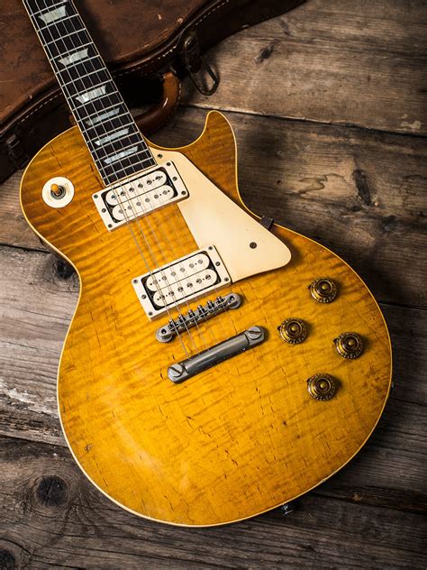 Gary Richraths 1959 Gibson Les Paul Is A Raw Rock Oriented Burst