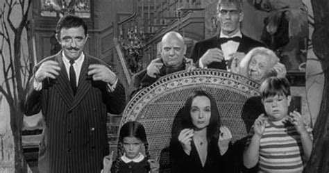 A Família Addams Origem História E Curiosidades Sobre Os Personagens