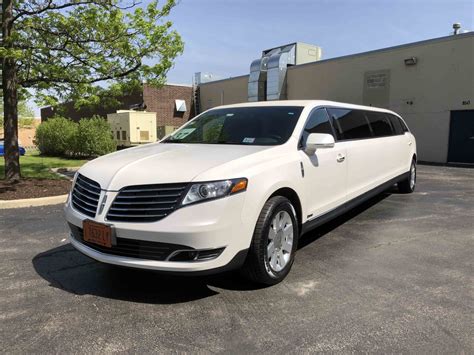 Lincoln Mkt Stretch Limousine In White ⋆ Touch Of Class Limousine