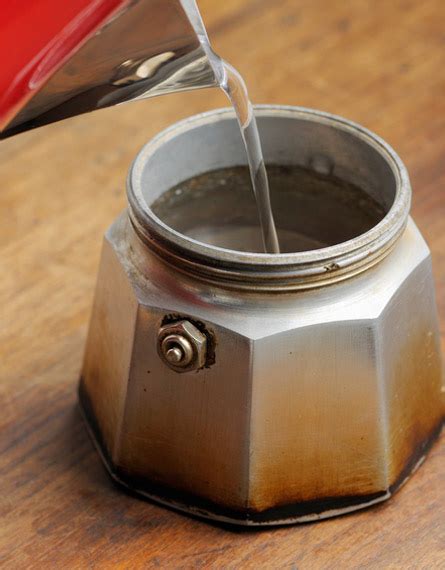 Caffè con la moka 5 consigli semplici per fare un ottimo caffè Le