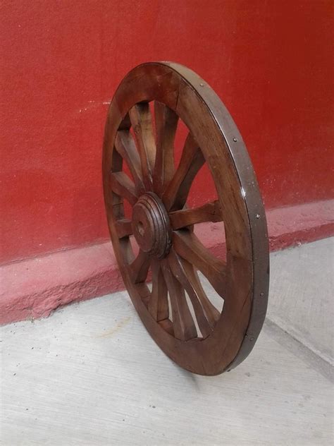 Remato Rueda De Carreta Madera De Parota Estilo Antiguo 2 999 00 En