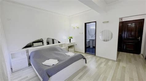 °ХОТЕЛ СПЛЕНДИД РУСЕ 2* (България) - от 72 BGN | HOTELMIX