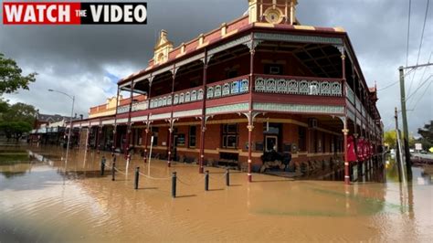 Flood Emergency In Rochester Herald Sun