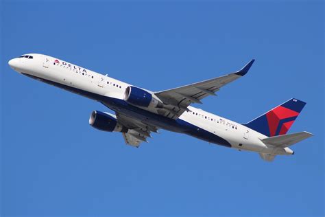 Delta Boeing Departs Los Angeles So Cal Metro Flickr