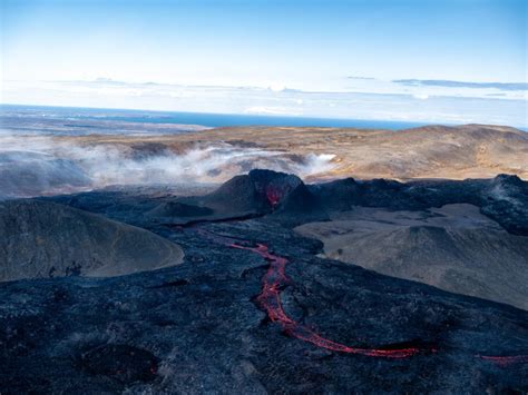 One Year Ago Walking Next To A Volcano In Iceland Andys Travel Blog