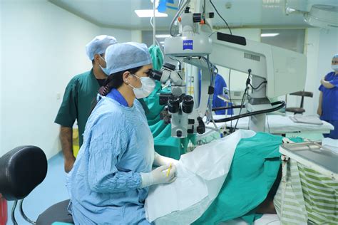 Cornea Transplant – SRMS Hospital