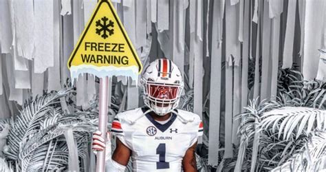 Hugh Freeze S Wr Development Key In Star Auburn Commit Perry Thompson