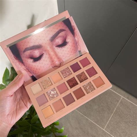 Huda The New Nude Eye Palette 18 Pans Shopee Philippines
