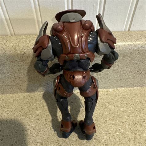 Halo Reach McFarlane Elite Zealot 6 Figure With Helmet EBay