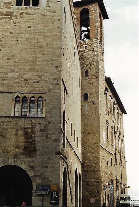 Todi Piazza Del Popolo Palazzo Del Popolo Palazzo Dei Priori A