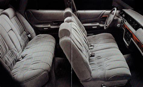 Ford Crown Victoria Interior Buy Used 1998 Ford Crown Victoria Lx In