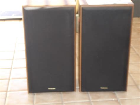 Technics Speakers