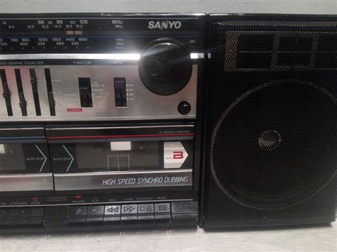 Radiomagnetofon Boombox Sanyo Prl Vintage Oficjalne