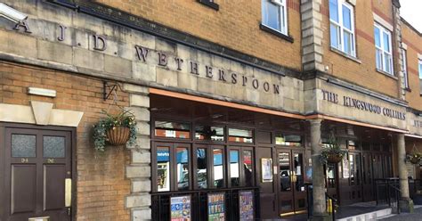 People kicked out of Bristol Wetherspoons pub after fight - Bristol Live