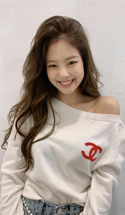 Blackpink Jennie Cute Smile Photos Jennie Kim Wallpapers Wallpaper