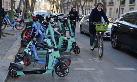 Paris Verbietet Leihroller Sinnvolle Notbremsung