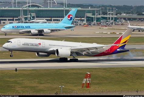 Hl Asiana Airlines Airbus A Photo By Swisse Id