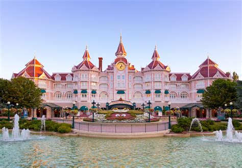 Photos Reimagined Disneyland Hotel Now Reopened To Guests At