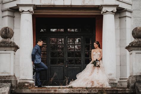 A Través Del Universo — Strawberryfields Weddings