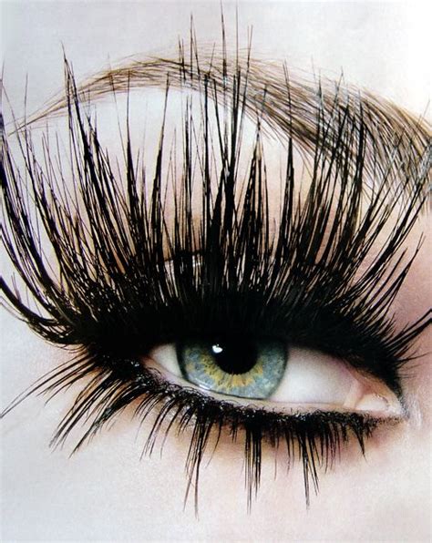 107 best images about FALSE EYELASHES on Pinterest | More Fake lashes ...