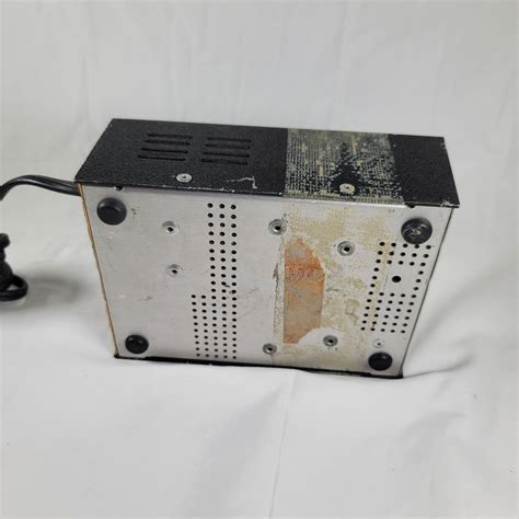 Micronta Regulated 12V 13 8VDC 2 5A Power Supply Cat No 22 120A