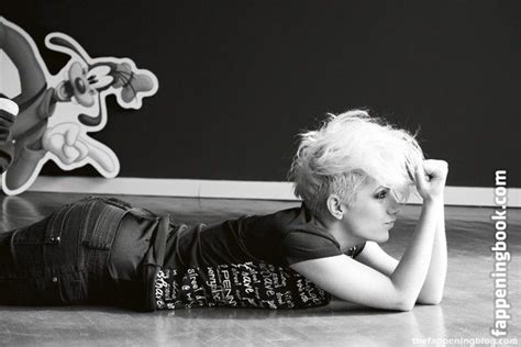 Poli Genova Nude OnlyFans Leaks Fappening FappeningBook