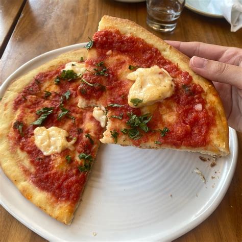 Fresh On Bloor Margherita Pizza Reviews Abillion