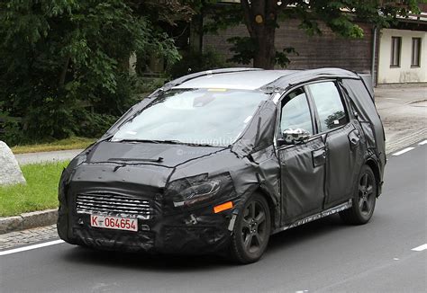 All New Ford Galaxy Spied For The First Time Autoevolution