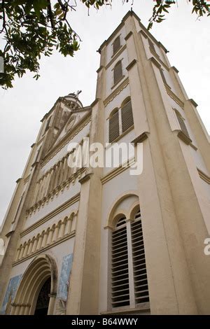 Catholic cathedral Douala Cameroon Africa Stock Photo: 20999537 - Alamy