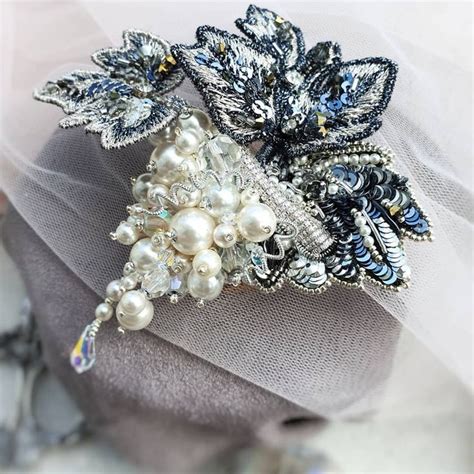 На изображении может находиться: ювелирные изделия | Jewelry, Crown ...