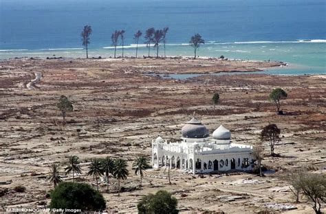 Mengenang Bencana Kemanusiaan Terbesar Tsunami Aceh Desember