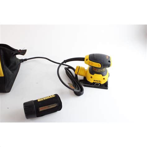 DeWalt Sheet Palm Sander Property Room