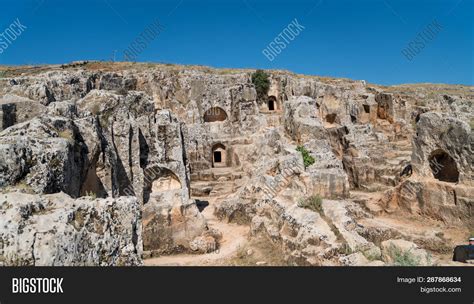 Perre Ancient City Image & Photo (Free Trial) | Bigstock