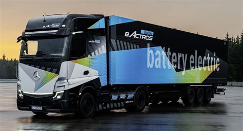 Mercedes Shows Off EActros LongHaul That Could Go Up To 497 Miles On A