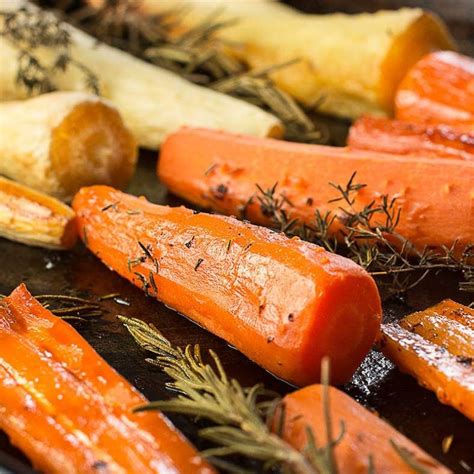 Honey Roasted Carrots And Parsnips With Rosemary And Thyme Easy To Prepare And Delicious T