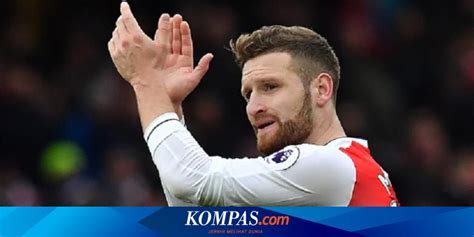 Cedera Shkodran Mustafi Terancam Absen Bermain Berbulan Bulan