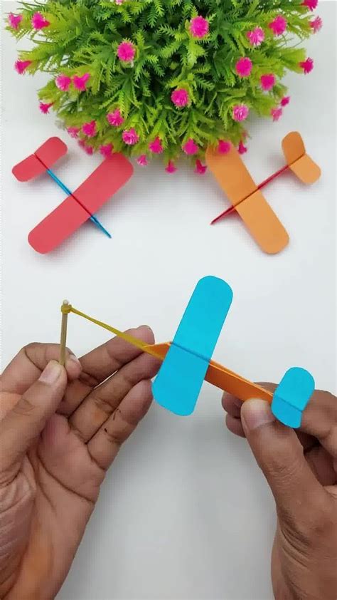 DIY Rubber Band Plane Making In 1 Minute That Fly Very Fast