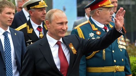 Putin arrives in Crimea for Victory Day amid Ukraine crisis | CNN