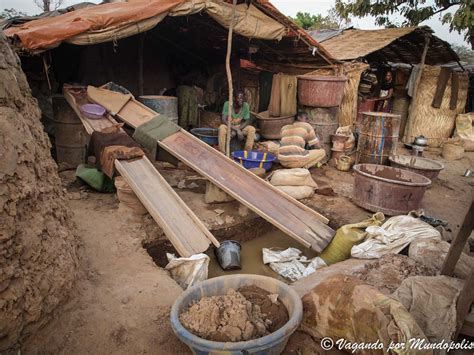 Una Mina de Oro Artesanal en Burkina Faso - Vagando Por Mundopolis