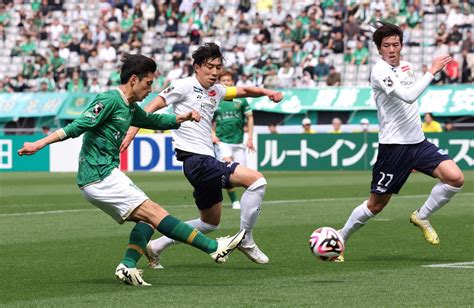 【東京v】山田楓喜、圧巻の40mドリブルからプロ初の右足ゴール！「昨日の練習で全部入った」 J1写真ニュース 日刊スポーツ