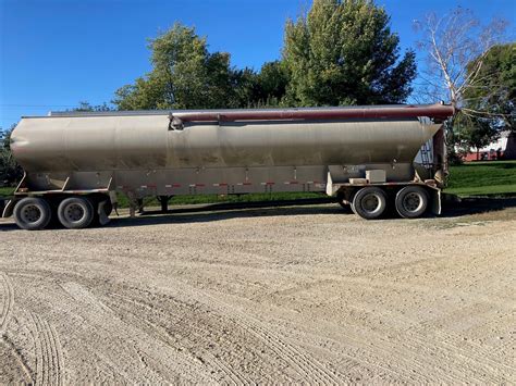 Sudenga 40 Bulk Feed Trailer Uc2691 Kt Pacer