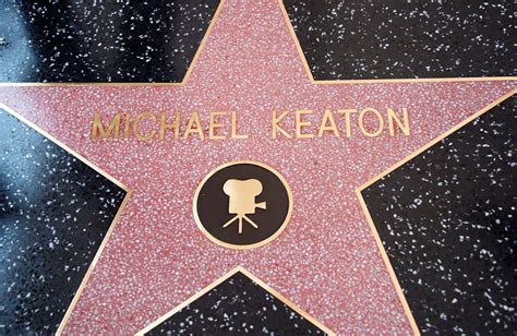 Michael Keaton Ya Tiene Su Estrella En El Paseo De La Fama Infobae