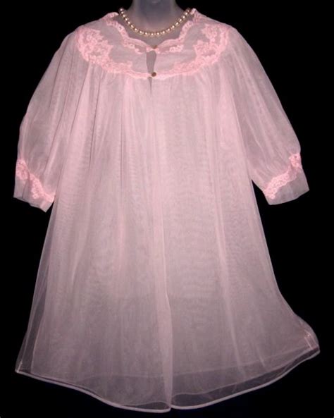 Kayser Pink Lace Double Chiffon Peignoir At Classy Option Vintage