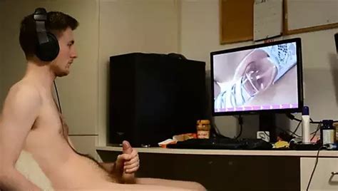 Hidden Cam Guy Jerks Off At The Desk Gay Amateur Porn Feat YesFap XHamster