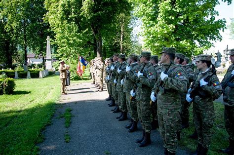 Ceremonie Militar De Ziua Independen Ei Na Ionale A Rom Niei