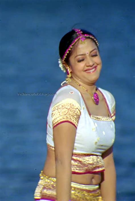 Jyothika Maayavi Tamil Suriya Hot Navel Hd Caps Starcelebblog