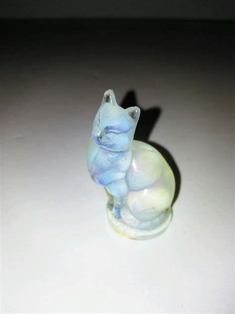 Sabino Opalescent Art Glass Cat Figurine Sculpture Vintage Signed With Images Glass Art