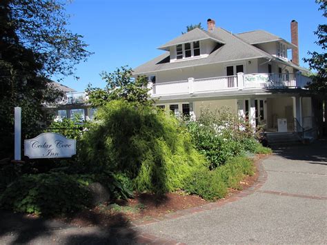Cedar Cove Inn - Your Perfect Getaway